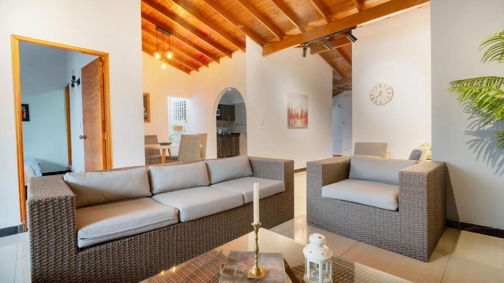 5Starhomes - Estilo Y Confort En Laureles Medellin 0*,  Colombia