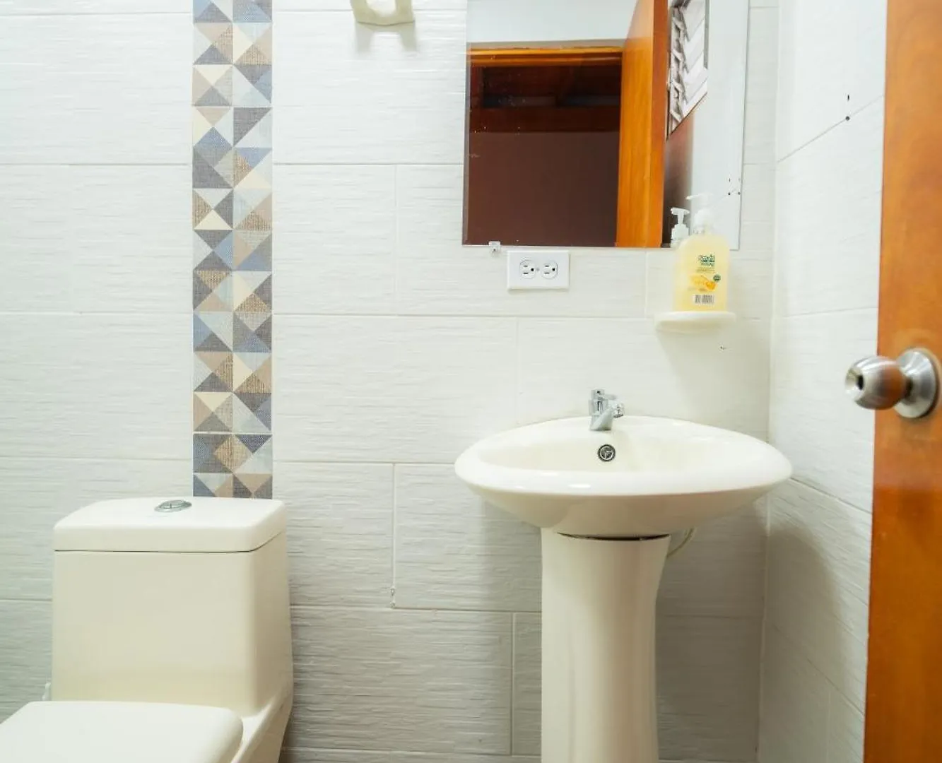 5Starhomes - Estilo Y Confort En Laureles Medellin 0*,  Colombia